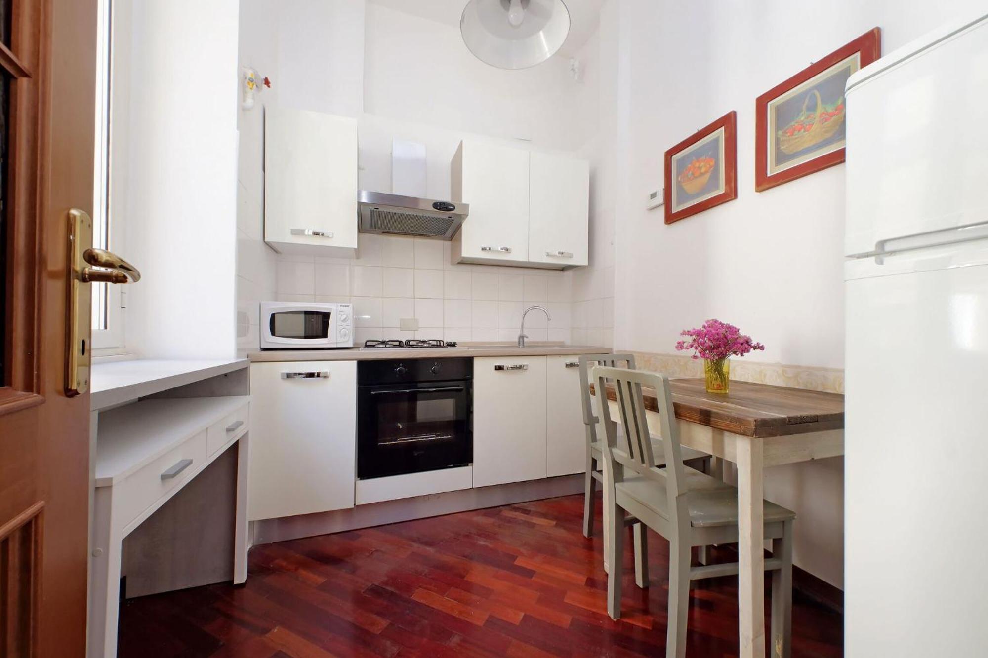 1 Bd With Balcony San Giovanni By Halldis โรม ภายนอก รูปภาพ