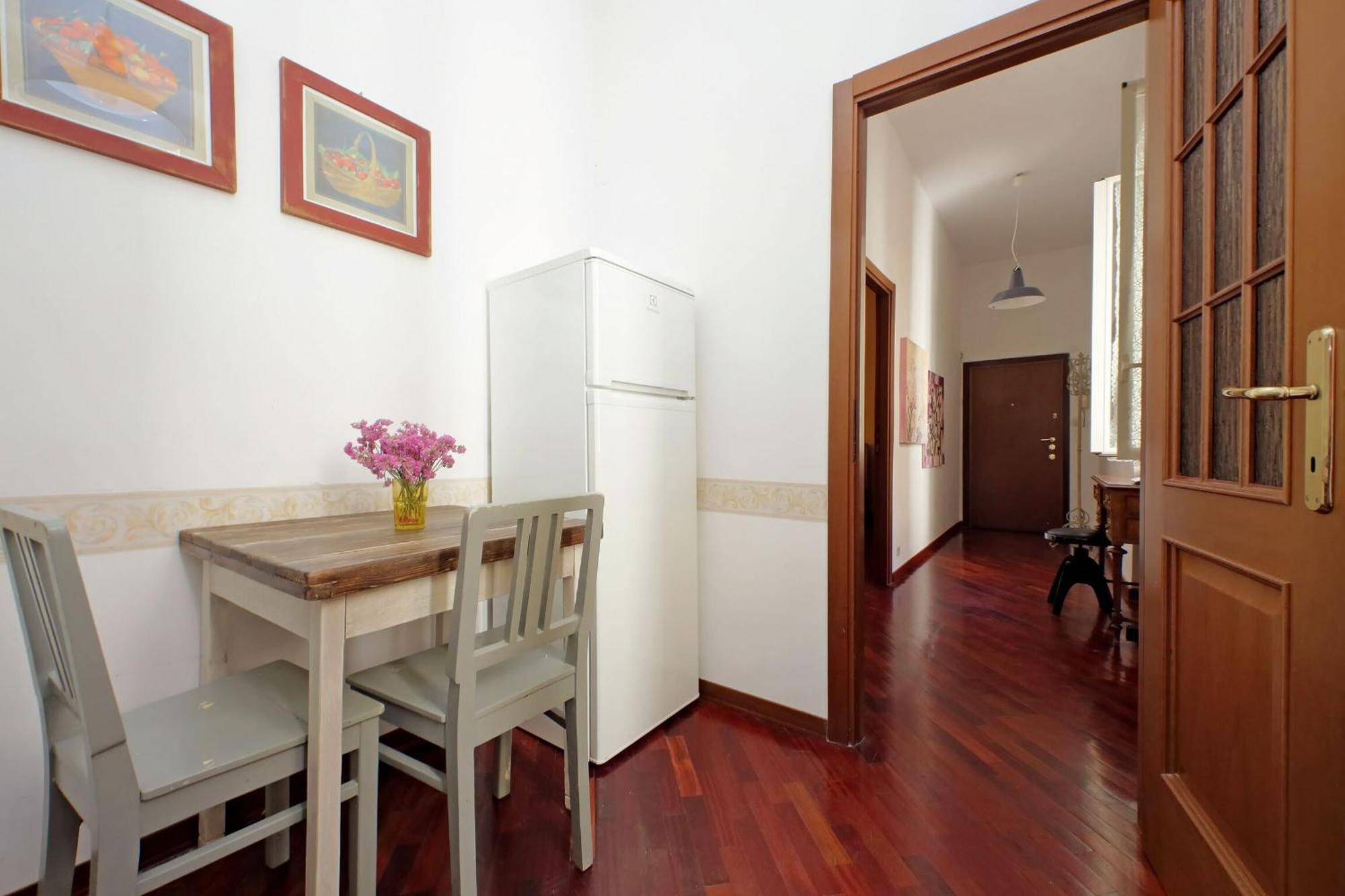 1 Bd With Balcony San Giovanni By Halldis โรม ภายนอก รูปภาพ